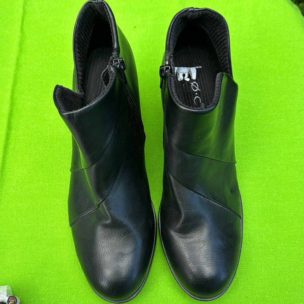 Women’s Black Boc Boots